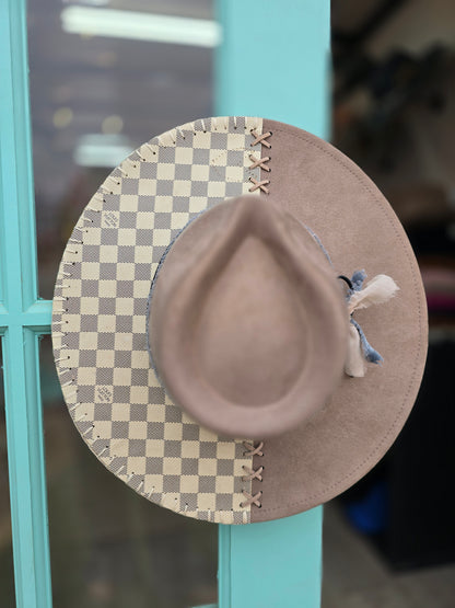 Taupe Louie